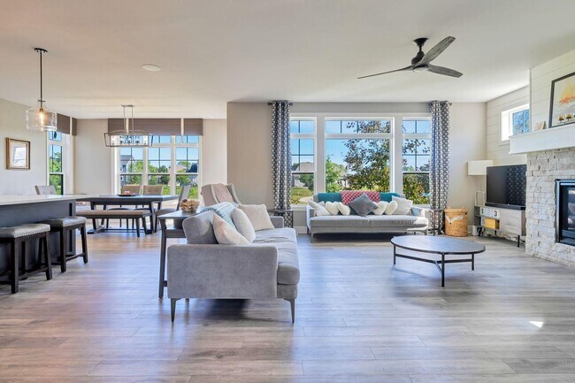 Foto del edificio - 3122 Mendota Ct