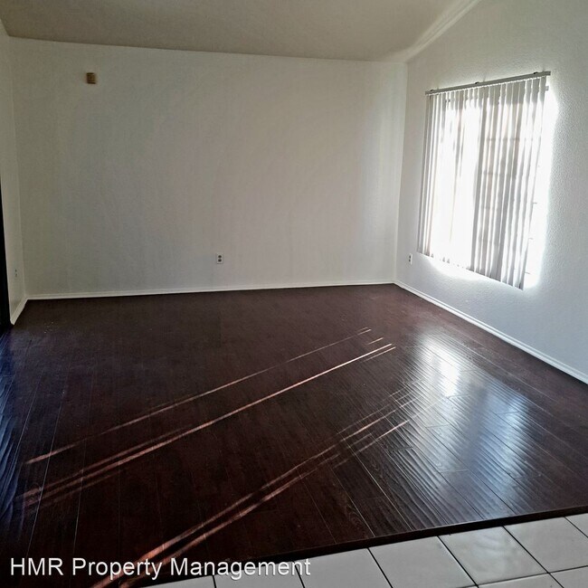 Building Photo - 3 br, 2.5 bath House - 4756 Manzanita St