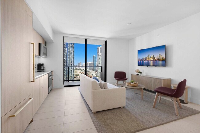 Foto del edificio - 601 NE 1st Ave