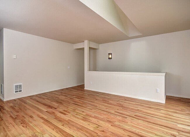 Foto del edificio - 4351 31st Ave W