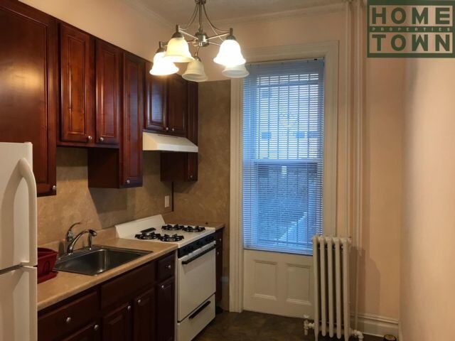 Building Photo - 421 72nd St