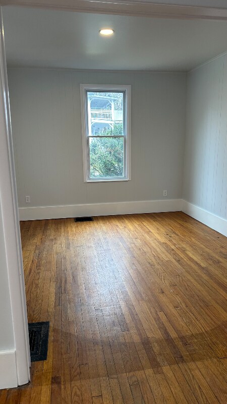 Foto principal - 23 Pleasant Ave