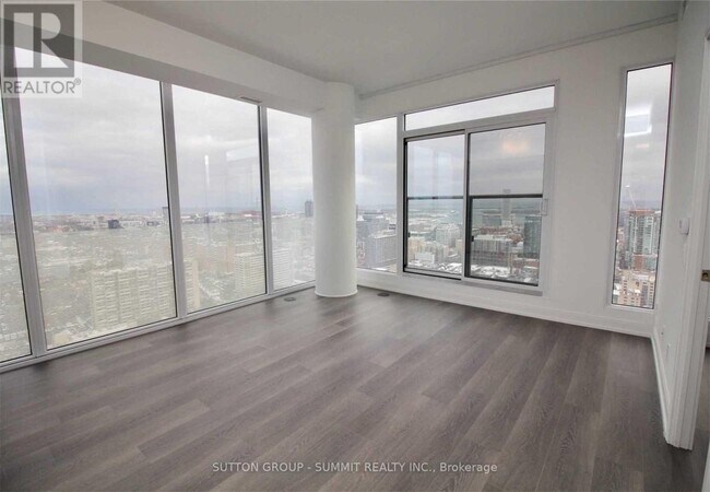 Photo du bâtiment - 181 Dundas St E