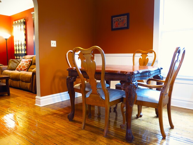 Dining Room - 464 Ryerson Ave