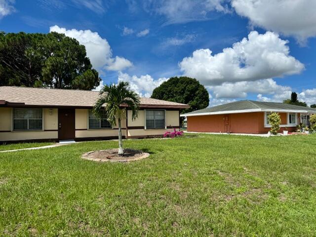 Foto principal - 632 SW Everett Ct