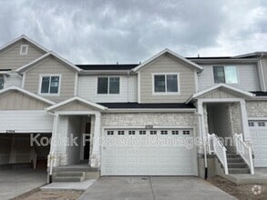 Building Photo - 2702 Blue Dawn Ln