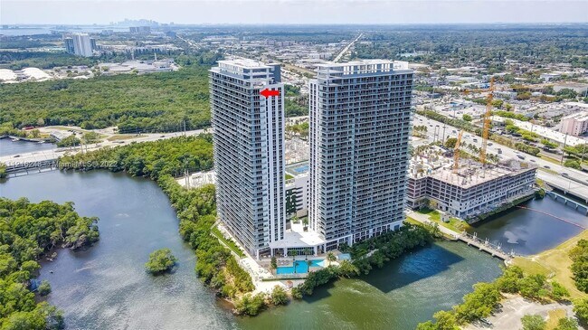 Building Photo - 16385 Biscayne Blvd