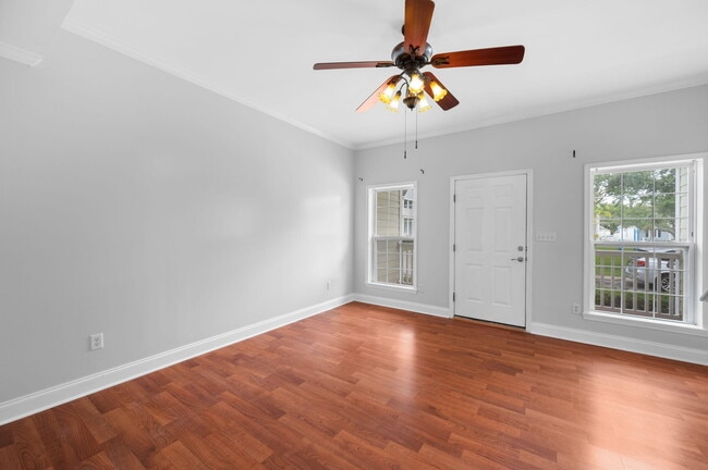 Building Photo - 3322 Monterey Square Ln