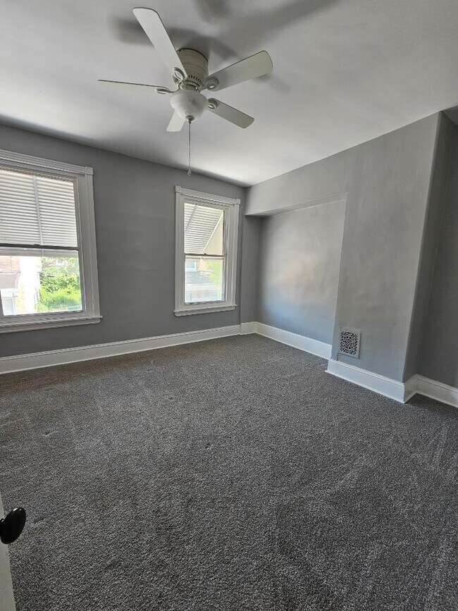 Building Photo - 114 N Wilton St