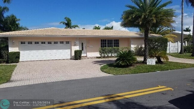 Foto del edificio - 2801 NE 59th Ct