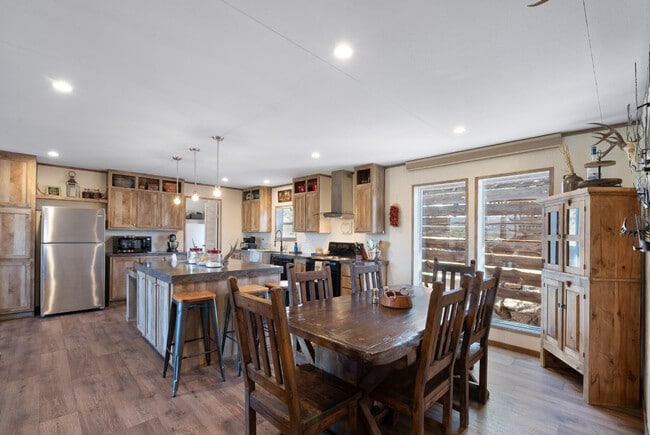 Building Photo - 112 Via Madera