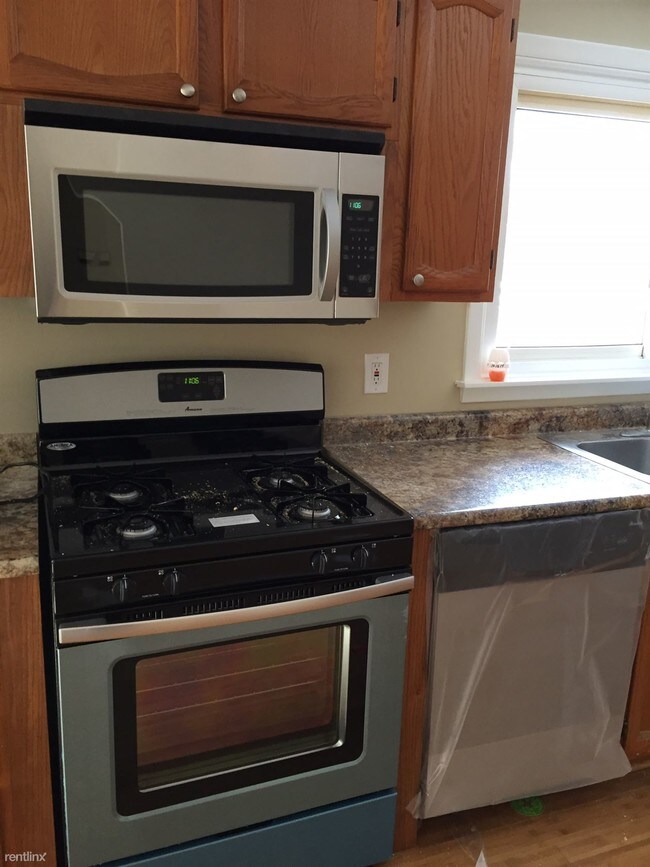Foto del edificio - 2 br, 1 bath House - 1015 Highland Ave
