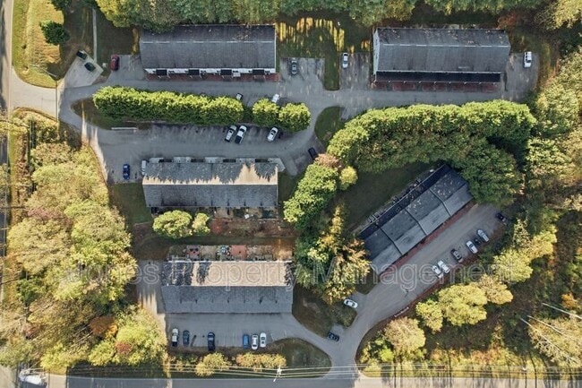 Building Photo - 322 N Key St