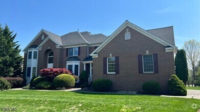 Building Photo - 43 Rosewood Ct