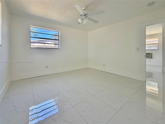 Foto del edificio - 3111 NW 134th St
