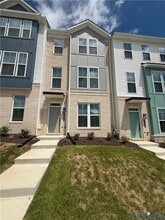 Building Photo - 15380 Oasis Sun Wy