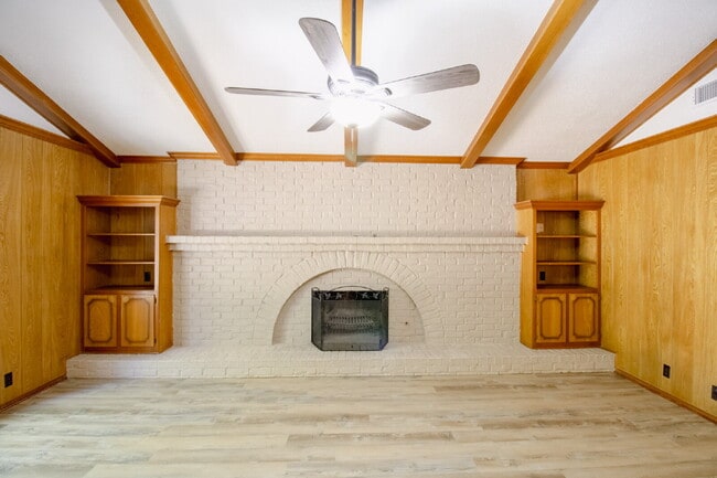 Foto del edificio - 3/2/2 on Cul de Sac South Lubbock.