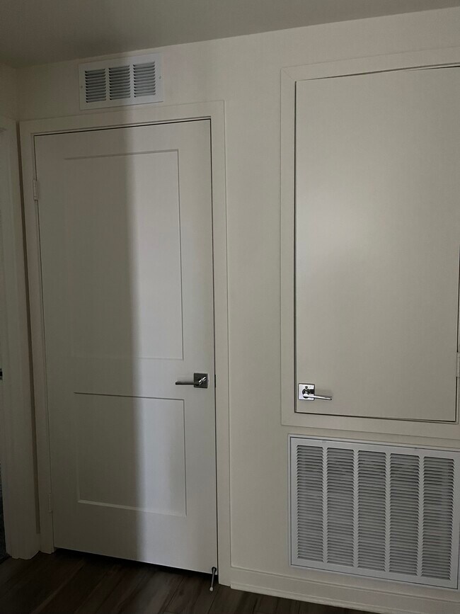 Foto del edificio - 8258 Spirit St