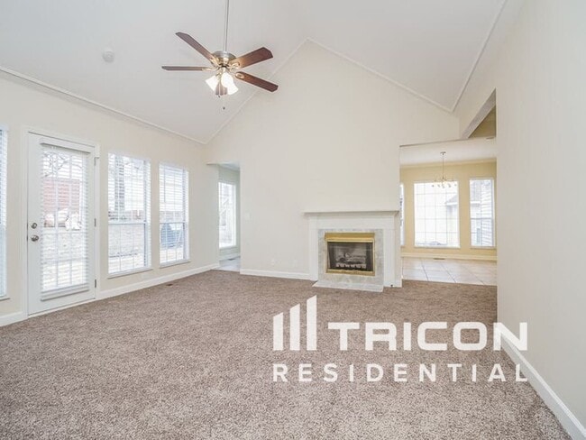 Building Photo - 304 Masterpiece Ct