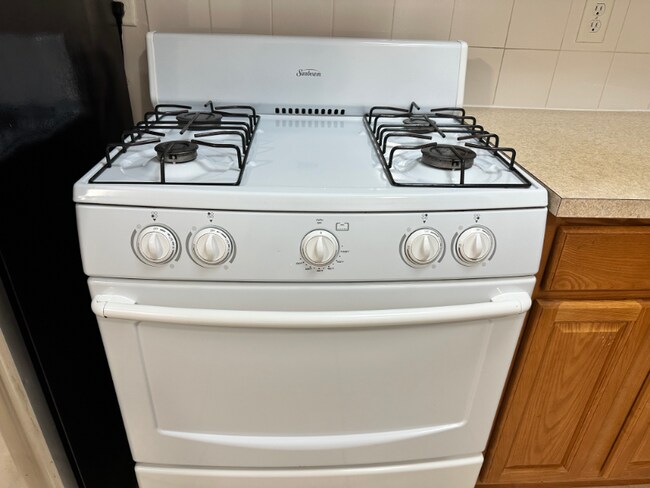 Foto del edificio - 6114 Palisade Ave