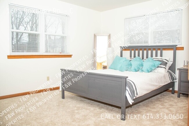 Foto del edificio - 1605 Roxbury Rd