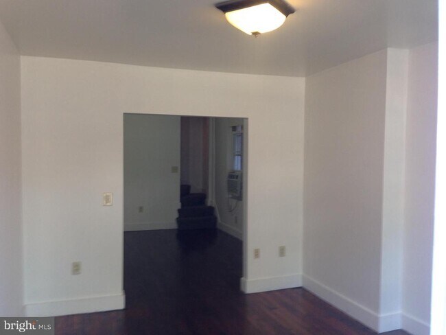Foto del edificio - 514 W South St