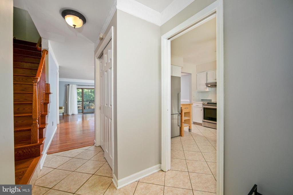 Primary Photo - 723 Kings Croft Dr