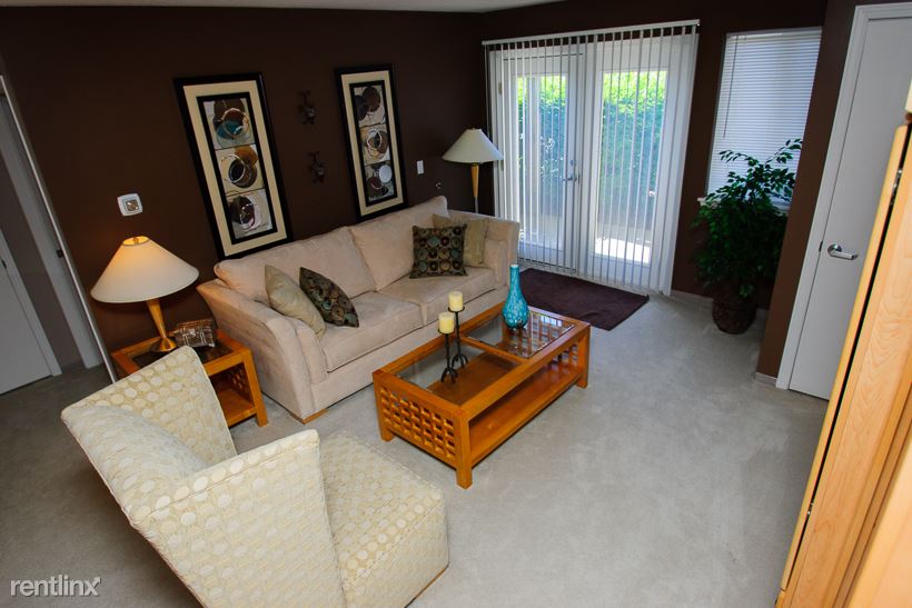 Primary Photo - 1661 Kayla Ln