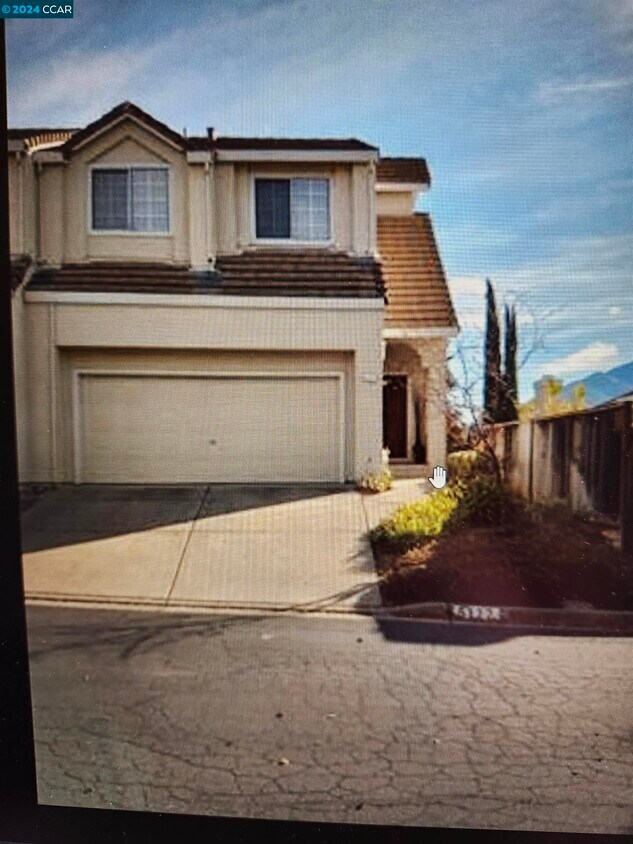Primary Photo - 5177 Muirfield Ln