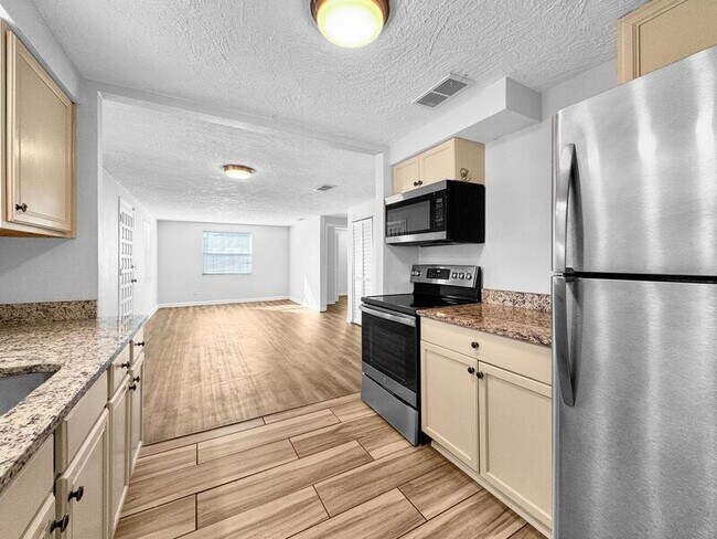 Foto del edificio - 4710 Ashmore Dr