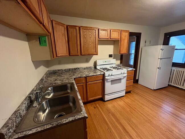 Foto del edificio - 1029 Spafford Ave