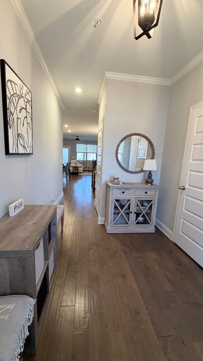 Foto del edificio - 3057 Sassafras Ln