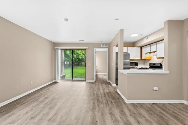 Building Photo - 42453 Lilley Pointe Dr