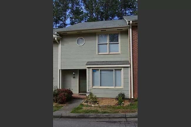 Photo - 305 Autumn Leaf Way Townhome