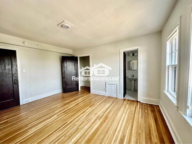 Foto del edificio - 2305 Grand Ave