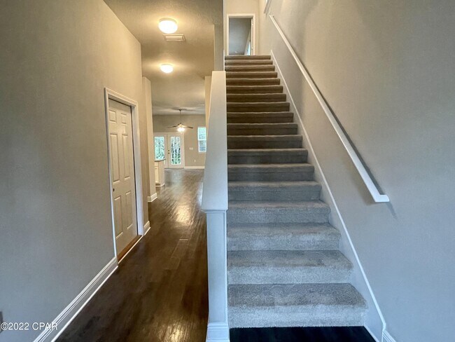 Building Photo - 118 Enchantment Falls Ln