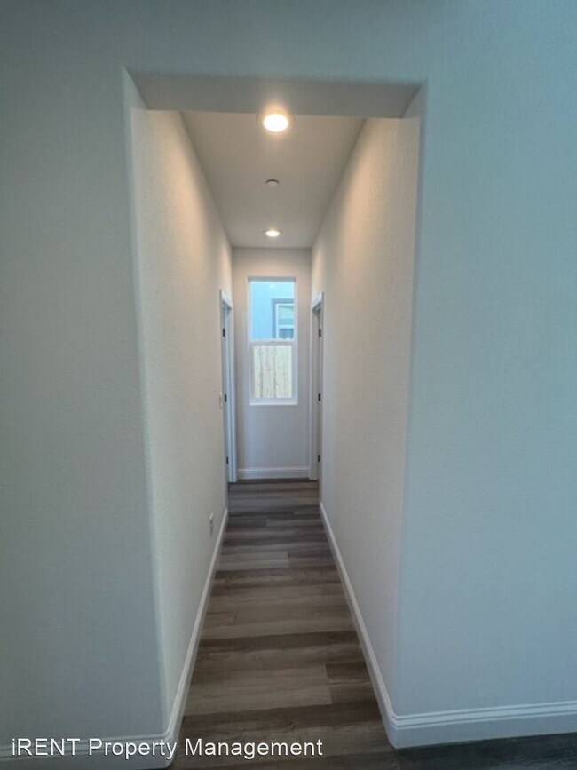 Foto del edificio - 4 br, 3 bath House - 749 Blair Bridge Dr