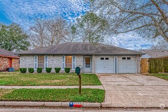 Building Photo - 2122 Heritage Colony Dr
