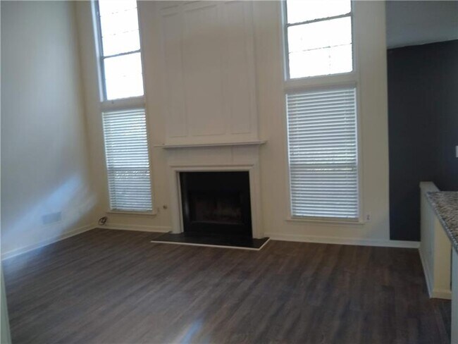 Building Photo - 4252 Pentworth Ln NW
