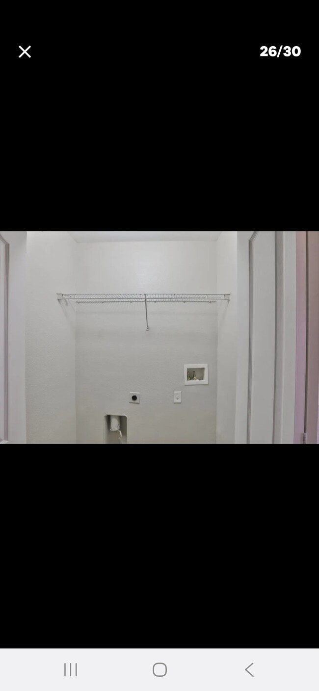 Foto del edificio - 6932 Hawthorne Trace Ln