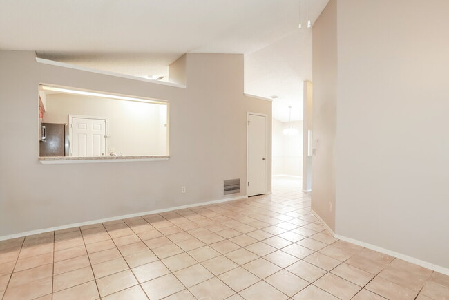 Building Photo - 8327 Argyle Corners Ct