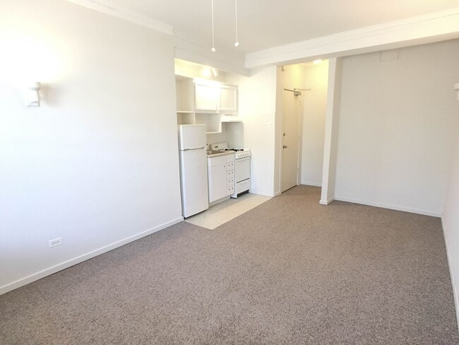 Interior Photo - Winthrop Terrace