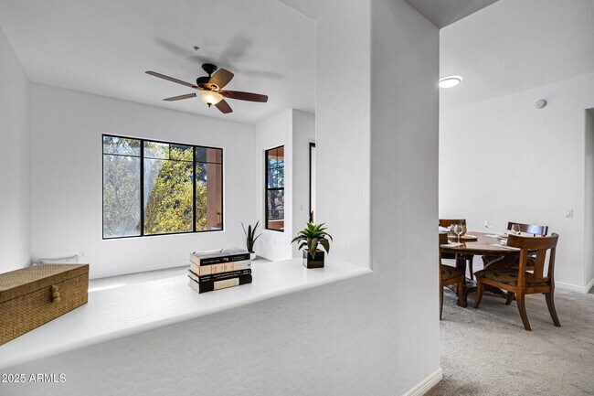 Foto del edificio - 2989 N 44th St