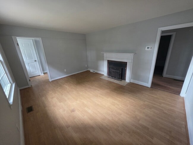 Building Photo - 2738 Patria St