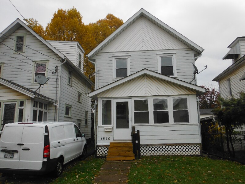 Foto principal - 1520 Frazer Ave NW