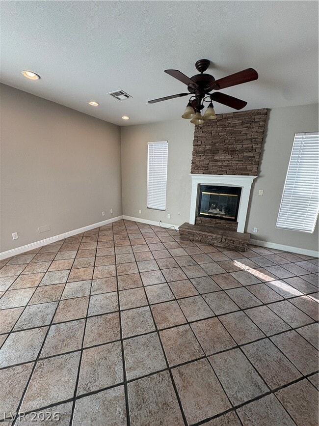 Building Photo - 7213 London Bridge Ave