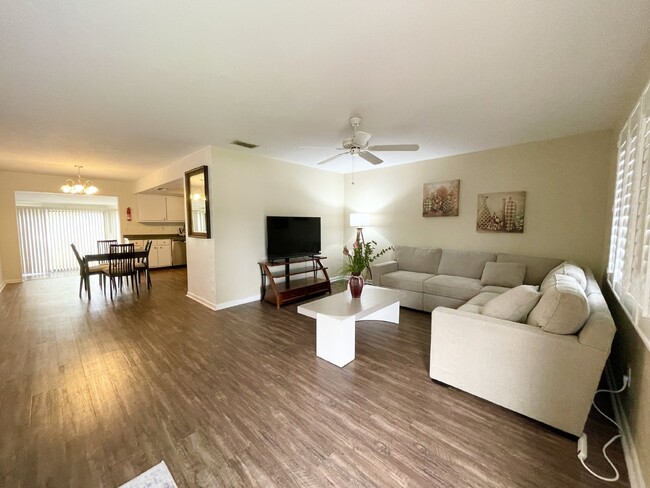 Building Photo - Available Now! San Carlos- Furnished 2 bed...