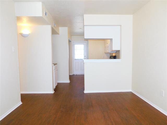 Building Photo - 1424 Sombre Vista Dr