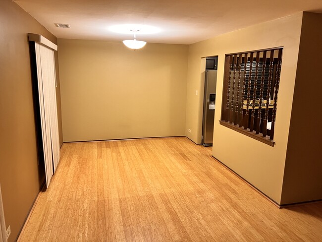 Dining room. - 4315 Lindenwood Dr
