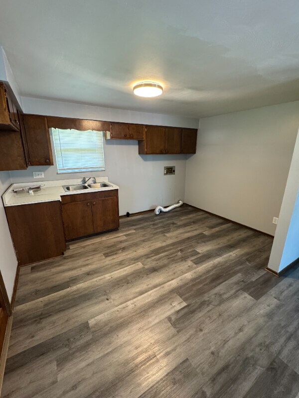 Foto del edificio - 507 E Staat St